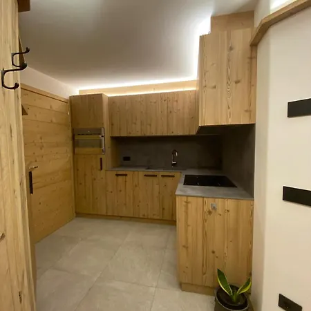 - Adri Apartment, Facing The Stelvio Slope