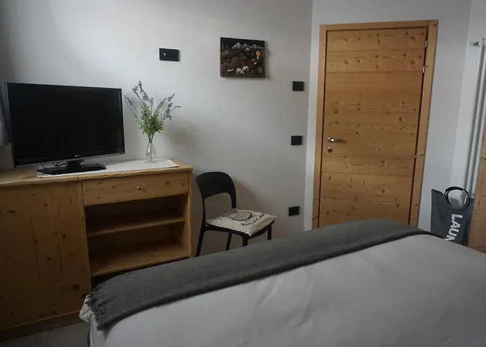 Апартаменты - Adri Apartment, Facing The Stelvio Slope Бормио