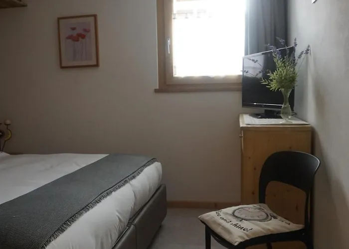 - Adri Apartment, Facing The Stelvio Slope Апартаменты *